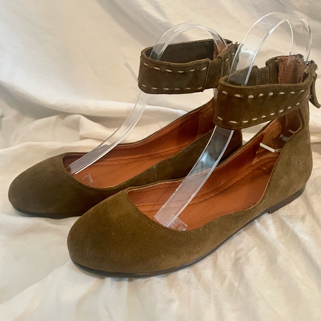 Frye Carson Ankle Ballet Flats Zip Back Thick Stitch Olive Green Women Size 6.5